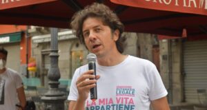 Fine vita in Sardegna, esulta Cappato | Pro Vita non ci sta: “Legge omicida”