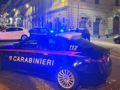 Cagliari, aggressione in via Sicilia: giovane accoltellato, è grave