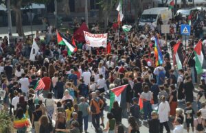 Sciopero generale, grande mobilitazione e lungo corteo: traffico in tilt a Cagliari | Video