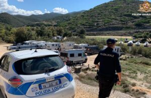 Argentiera e Porto Palmas, blitz contro la tendopoli abusiva dei camperisti
