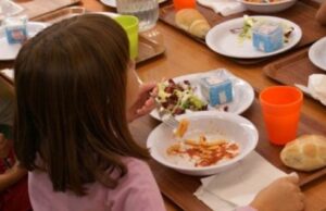Cagliari, novità per la mensa scolastica: più prodotti locali e inclusione