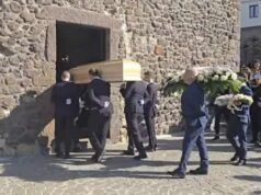 Castelsardo in silenzio per l’addio a Cinzia Pinna
