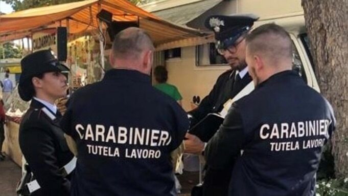 Palau, telecamere in un bar per controllare i dipendenti: gestore multato