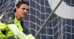 Cagliari, Ciocci elogia Caprile: “Grande portiere: è tra i più in forma in Europa”