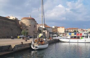 Shock a Alghero, trovato un uomo morto su una barca ormeggiata