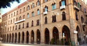Palazzo Vivanet, l’edificio “bello e dannato” di Cagliari verso il recupero