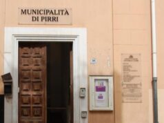 Piazza dei Carrubi Pirri, maggioranza vota contro sfiduciando l’assessore