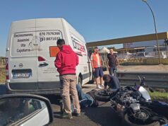 Paura sulla 130 nel territorio di Assemini, scontro tra moto e camion