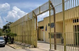 Accoltellamento a Cagliari, confermata custodia cautelare in carcere per il 15enne