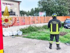 Scontro tra automobile e autocarro sulla Sp 15: feriti entrambi i conducenti