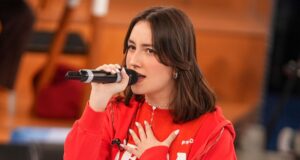 Un talento sardo ad Amici: Angie fa il suo ingresso nella scuola