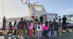 Cagliari, alunni dello Satta-Spano-De Amicis in visita alla motovedetta Carabinieri