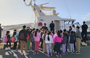 Cagliari, alunni dello Satta-Spano-De Amicis in visita alla motovedetta Carabinieri