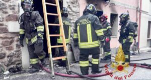 Bonarcado, incendio distrugge un’abitazione: ingenti danni ma nessun ferito
