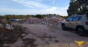 Arborea, sequestrata una discarica abusiva di rifiuti speciali
