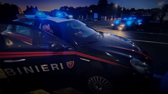carabinieri-auto