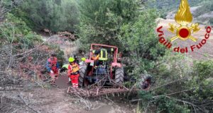 Tragedia tra Sennori e Tergu, trattore si ribalta: 51enne schiacciato perde la vita