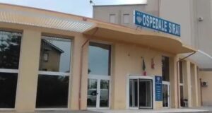 Carbonia, paziente muore dopo giorni d’attesa al Sirai: “È inaccettabile”