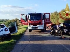 Tragedia a Samatzai, scontro tra due auto: un morto