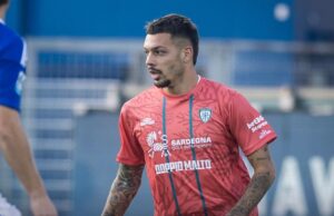 Como-Cagliari 0-0, rossoblù compatti: ma un Var discutibile nega la gioia