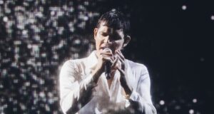 EroCaddeo, vortice di emozioni a X-Factor con “La Cura” di Battiato