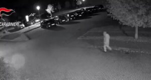 Fuga Elia Del Grande, indagata la compagna Rossella Piras per favoreggiamento