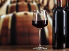 Enoturismo, la Sardegna corre: nel 2024 boom di visitatori a Badesi (+18%)