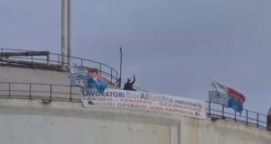 Protesta operai Eurallumina: “Chiediamo un incontro prima del 10 dicembre”