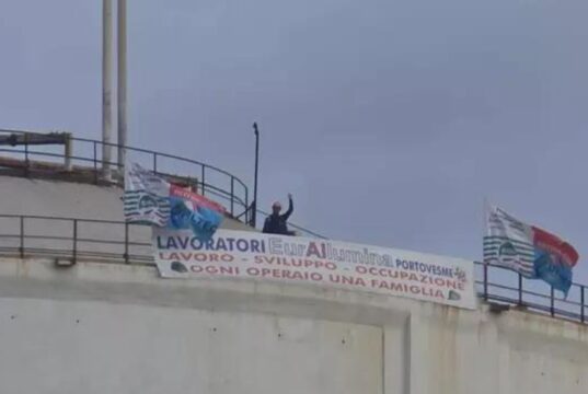 Protesta operai Eurallumina, oggi seduta del Comitato finanziario di sicurezza