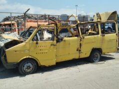 Dalla Sardegna a Beirut, la curiosa storia del vecchio scuolabus di Mandas