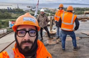 Prosegue la protesta operai Eurallumina, quarto giorno sopra il silo a 40 metri