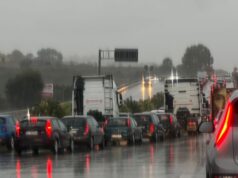 Meteo Sardegna, forti raffiche di vento e temporali: scatta l’allerta