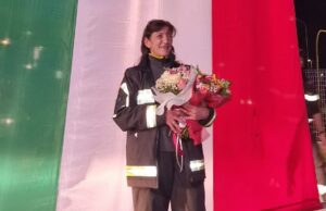 Antonietta Corriga, la prima donna Vigile del fuoco in Sardegna saluta il servizio