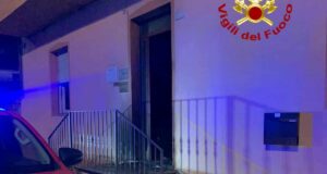 Siniscola, a fuoco un ufficio | Il sindaco: “Un assessore nel mirino”