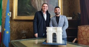 Porta Cristina in Lego, l’ultima opera dell’artista Maurizio Lampis