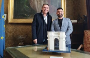 Porta Cristina in Lego, l’ultima opera dell’artista Maurizio Lampis