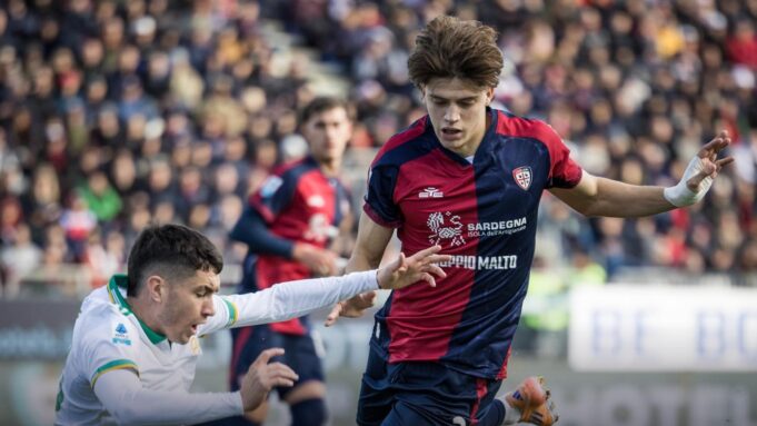 Cagliari, tutti pazzi per Palestra: Juventus e Inter si sono mosse per l’esterno