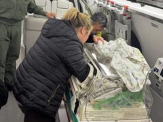 Alghero, bimbo di due mesi trasferito a Torino con un volo urgente