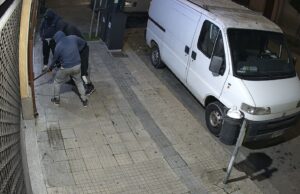 Selargius, fallisce l’assalto al tabacchino: ladri messi in fuga dall’allarme