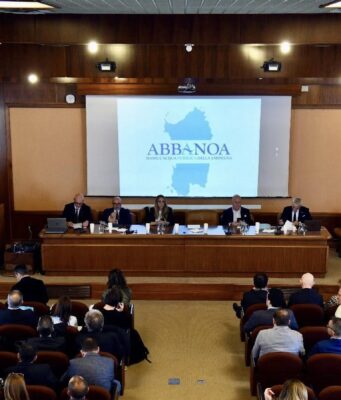 Abbanoa, scontro politico alla vigilia dell’assemblea: Truzzu attacca Todde