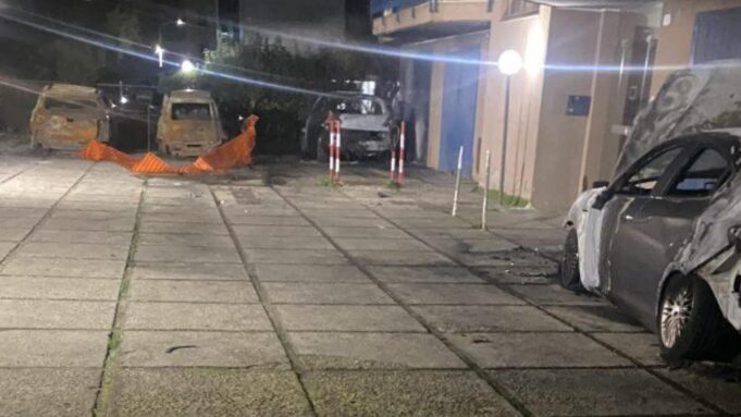 Incendi auto a Sassari in Largo Budapest: arrestato il presunto piromane