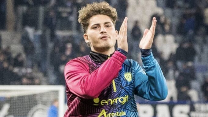 Atalanta-Cagliari, le pagelle: Esposito illuminante, dorme Luperto