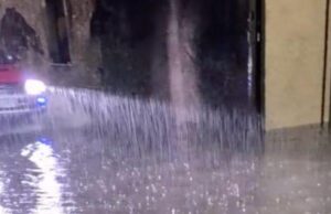 Nubifragi in Sardegna, grossi disagi a Olbia: l’acqua entra dentro le case