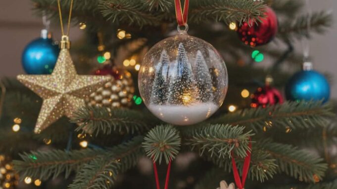 Natale 2025, i sardi spenderanno circa 725 milioni per le festività