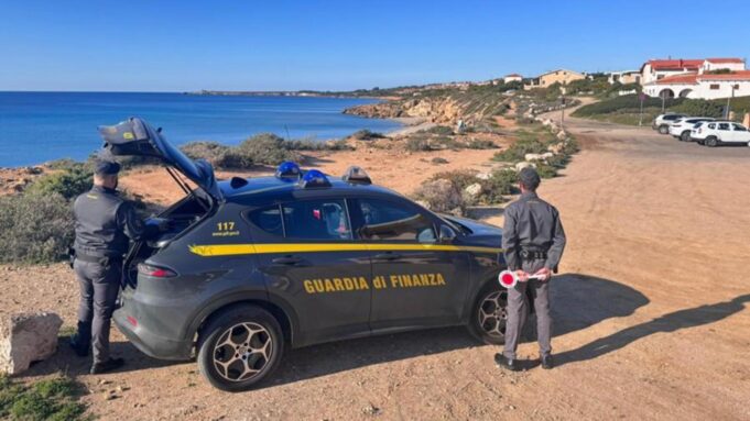 Cabras, irregolarità negli immobili per turisti: sanzionati i proprietari