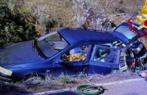Brutto incidente a Castelsardo, auto fuori strada: ferito il conducente