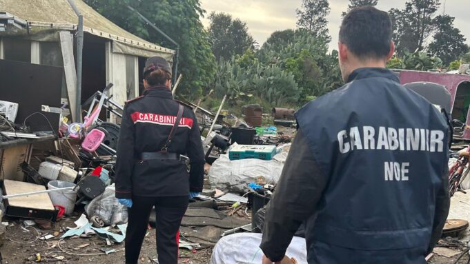 Decimomannu, discarica abusiva e rifiuti bruciati: 2 denunce e 2 arresti