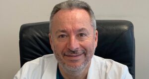 Il prof. Stefano Angioni è il presidente dell’Associazione ginecologi universitari italiani