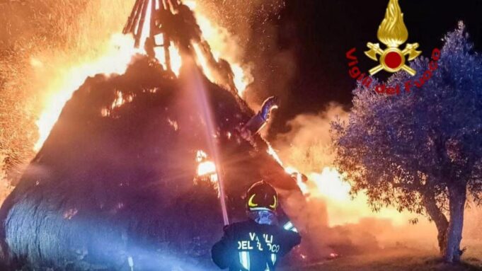 Disperazione a Marrubiu, a fuoco il più grande Pinneto della Sardegna