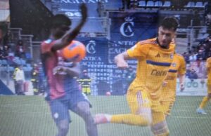 Cagliari-Pisa, il rigore per i toscani fa discutere